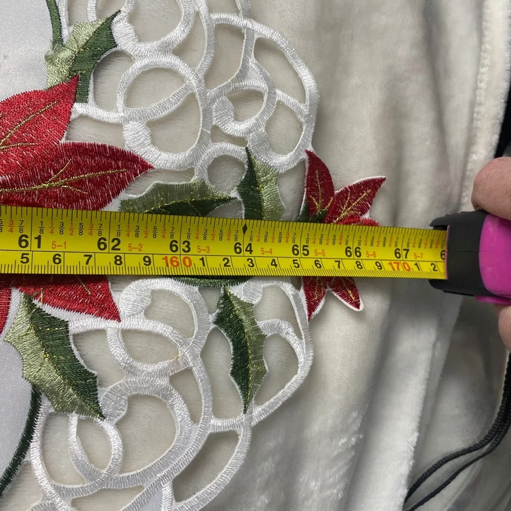 Holiday Table Runner‎ Poinsettia Embroidery Christmas Decor White Red *Read*